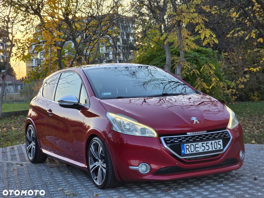 Peugeot 208 1.6 THP GTi - 15