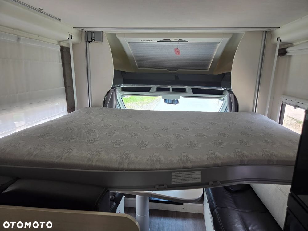 Ford CHAUSSON 716 - 39