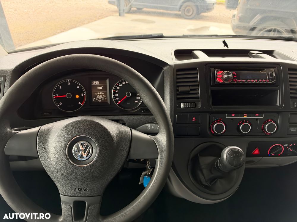 Volkswagen Transporter - 18