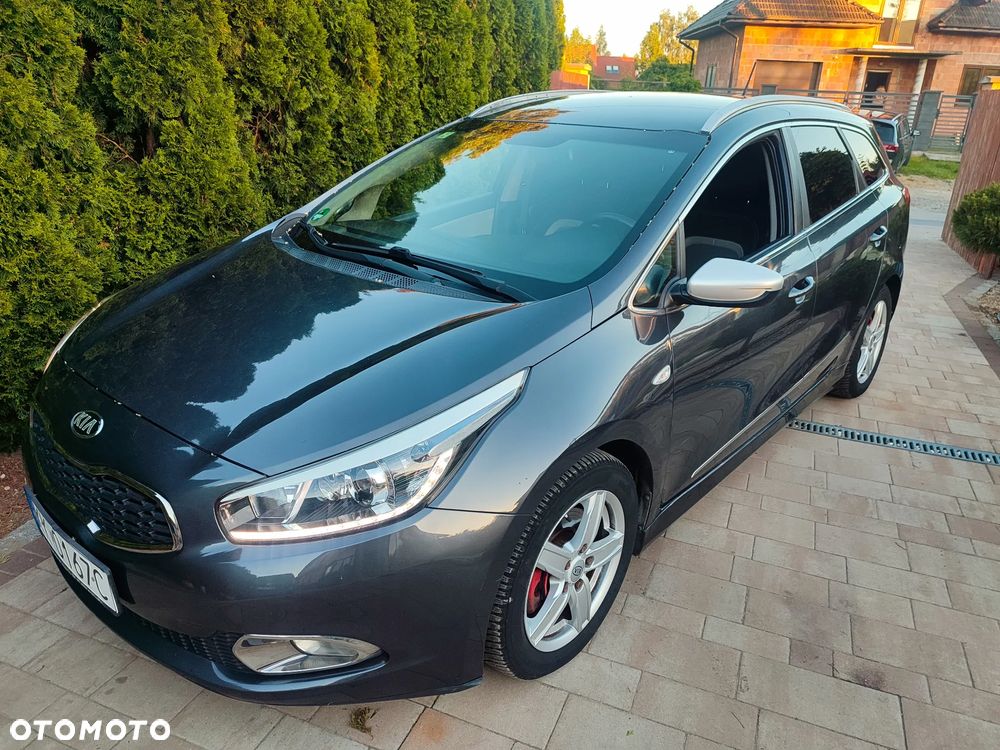 Kia Ceed - 26