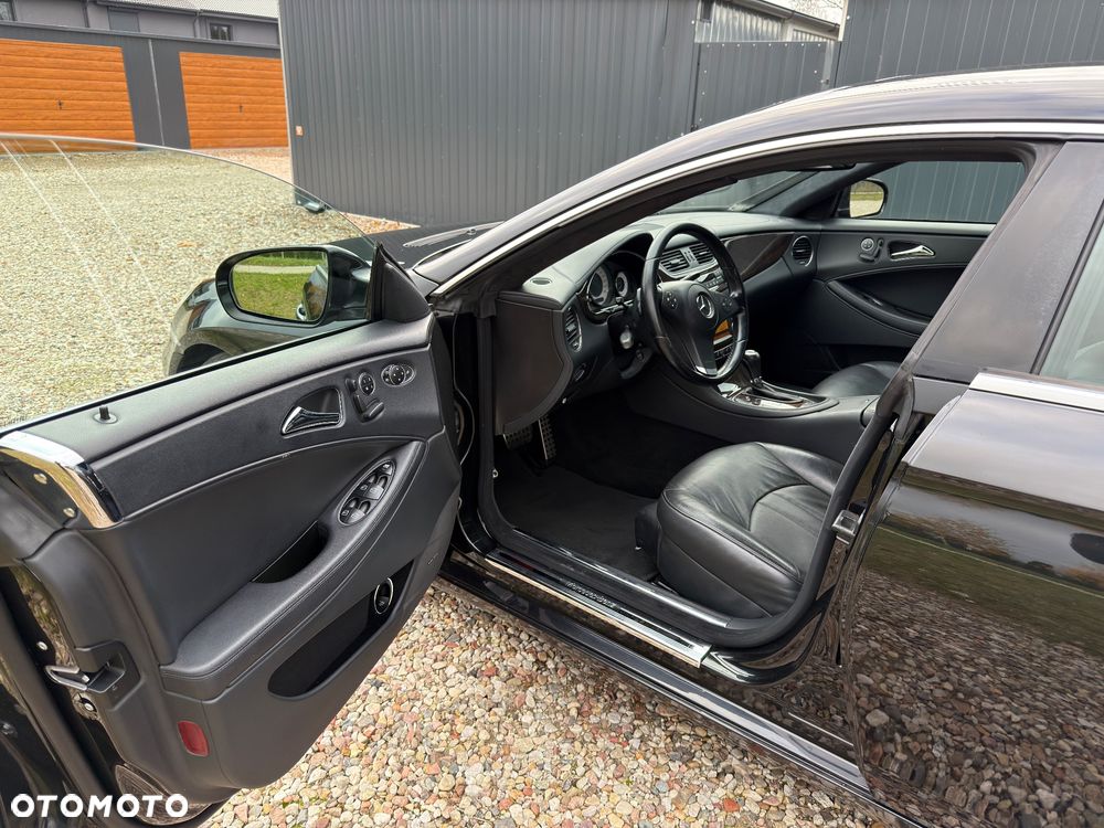 Mercedes-Benz CLS - 23