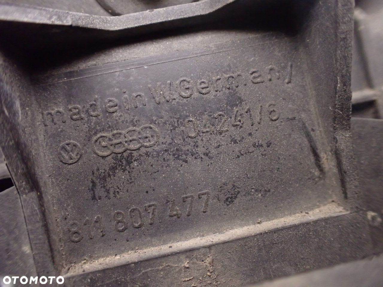 ZDERZAK PRZÓD AUDI 80 B2 - 15