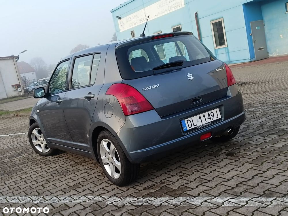 Suzuki Swift 1.3 Comfort+ - 6