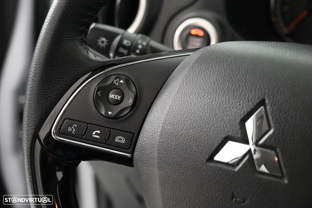 Mitsubishi Space Star 1.2 Connect Edition CVT - 27