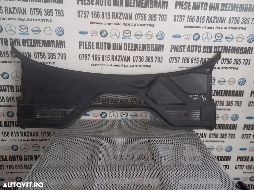 Grila Stergatoare Audi A8 4H D4 Volan Stanga An 2010-2011-2012-2013-2014-2015-2016-2017 Cod 4H Dezm - 3