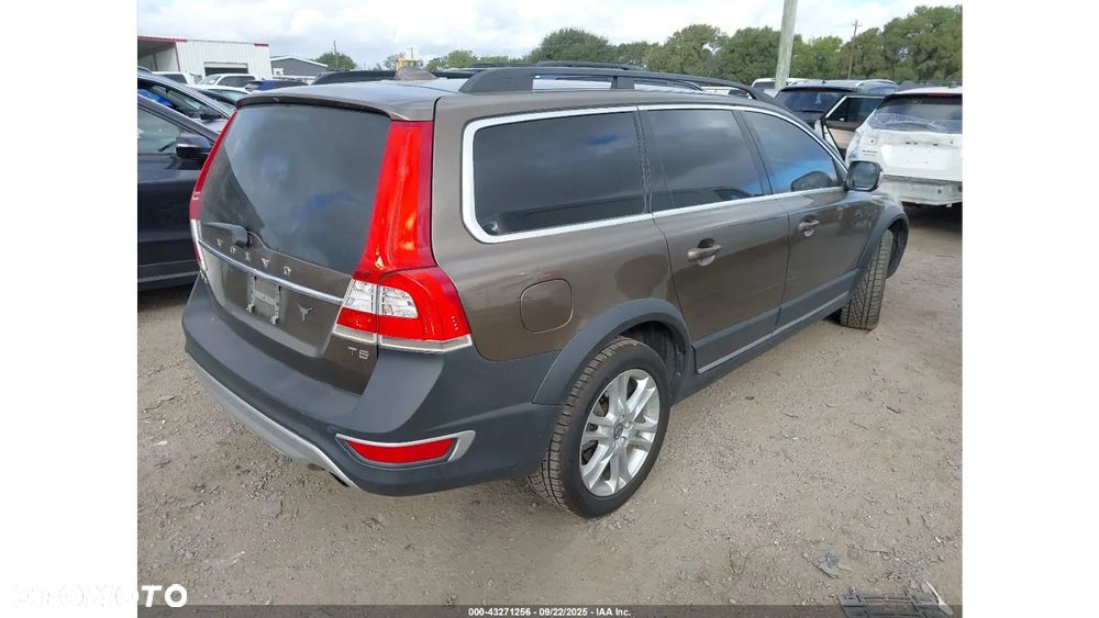 Volvo XC 70 - 6