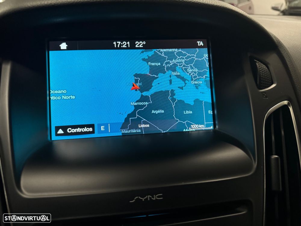 Ford Focus 1.0 EcoBoost Titanium - 20