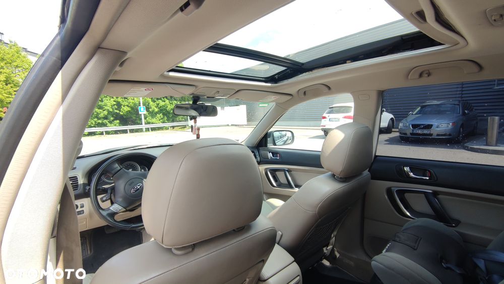 Subaru Outback 3.0R Automatik - 10