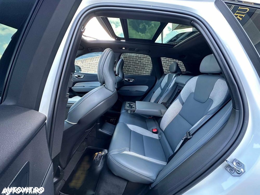 Volvo XC 60 T6 AWD Recharge Geartronic RDesign - 14