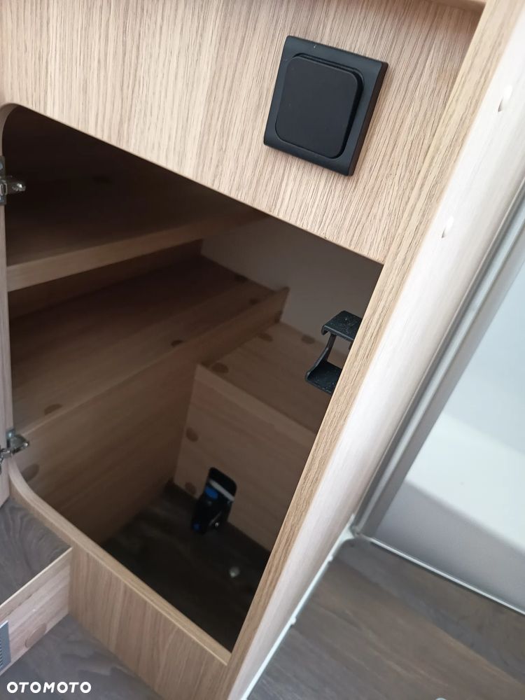 Sunlight Ducato camper - 31