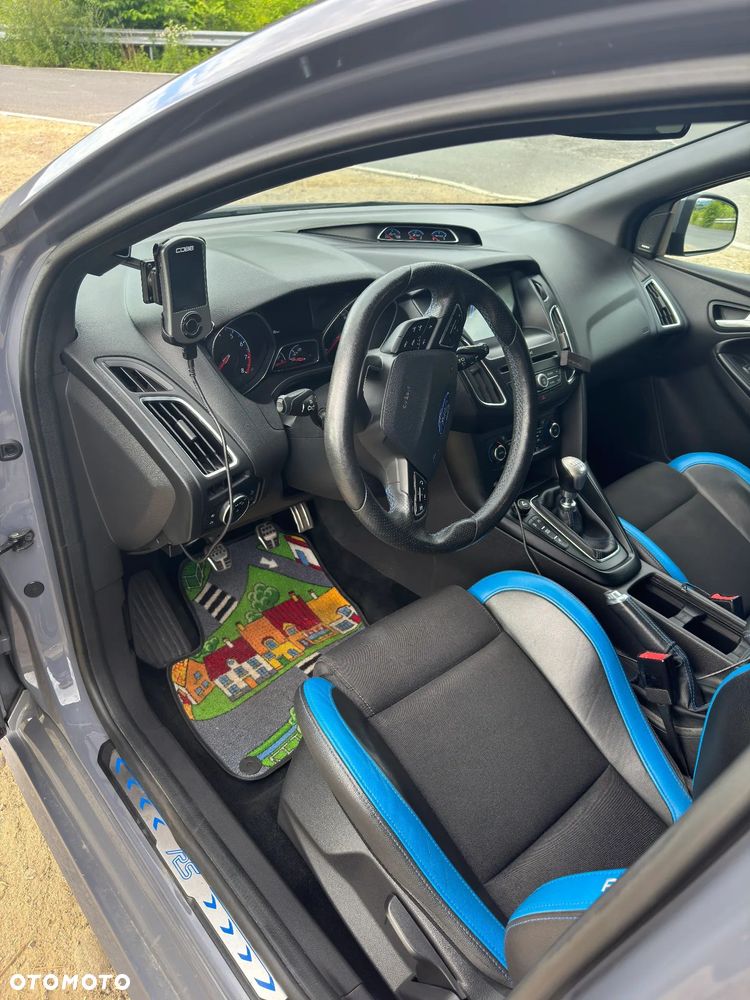 Ford Focus - 11