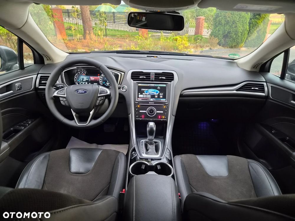 Ford Mondeo 2.0 TDCi PowerShift-Aut Allrad Titanium - 25