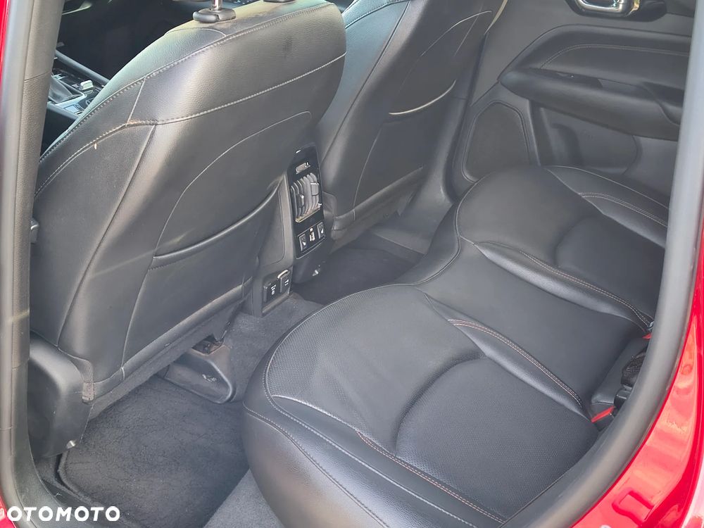 Jeep Compass - 12