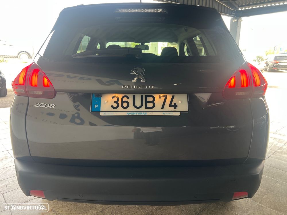 Peugeot 2008 1.2 PureTech Style - 9