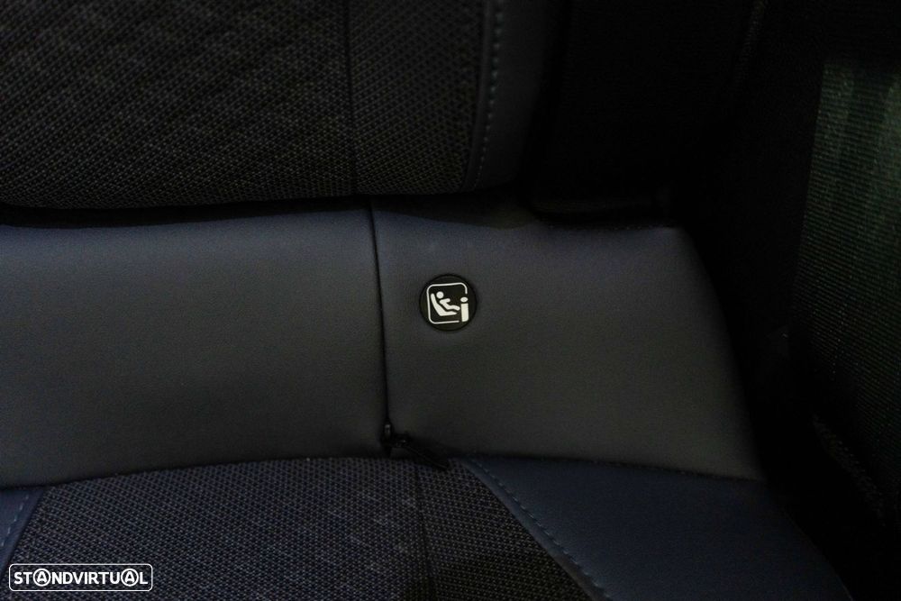 Peugeot 2008 1.2 PureTech Allure EAT8 - 12