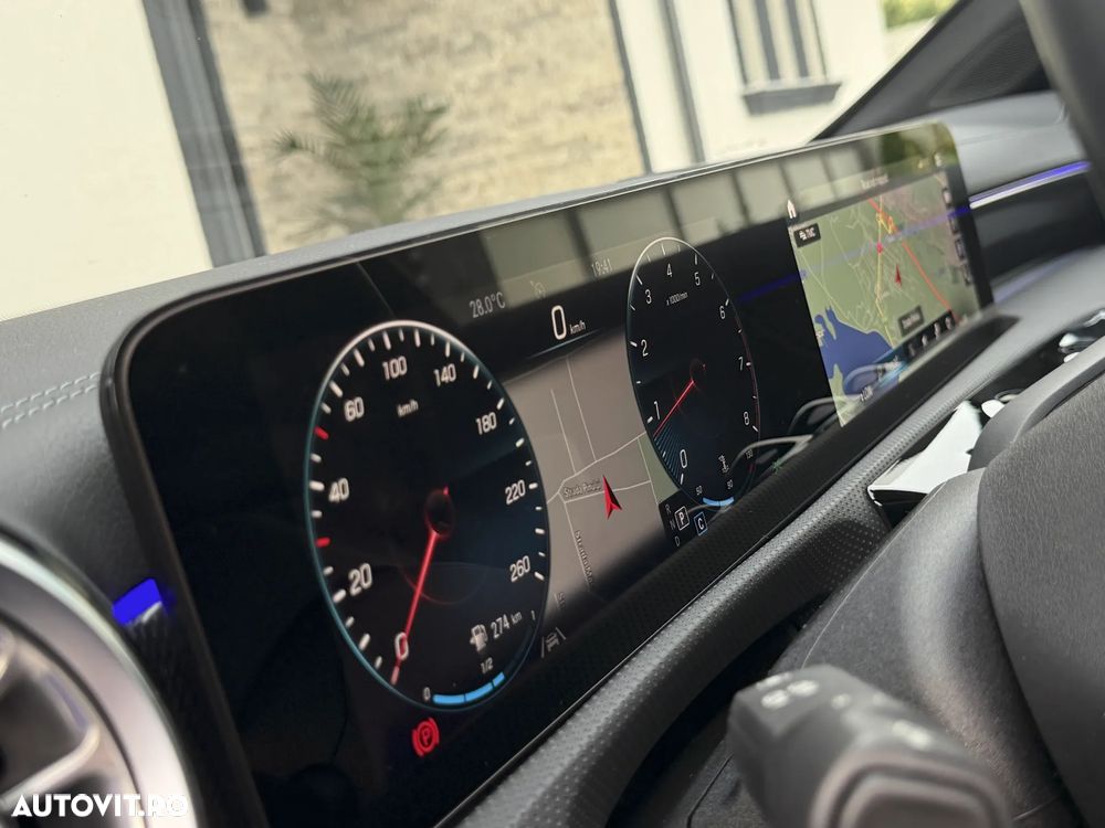Mercedes-Benz CLA 180 - 25