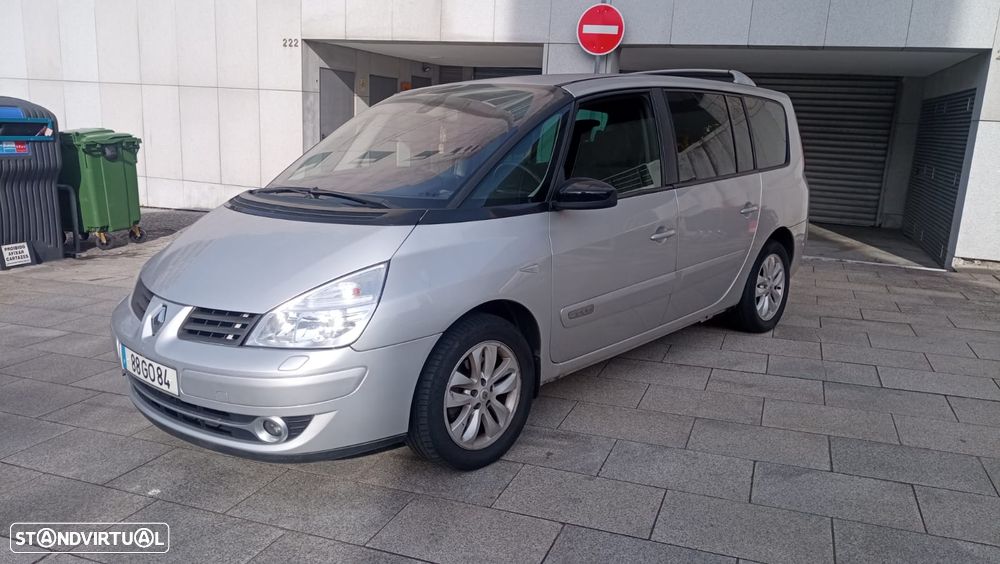 Renault Espace 2.0 dCi FAmily 7L - 8