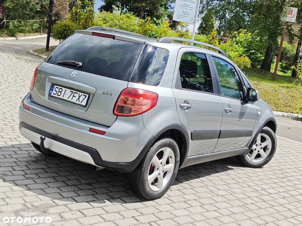 Suzuki SX4 1.9 DDiS DPF 4x2 Comfort - 2