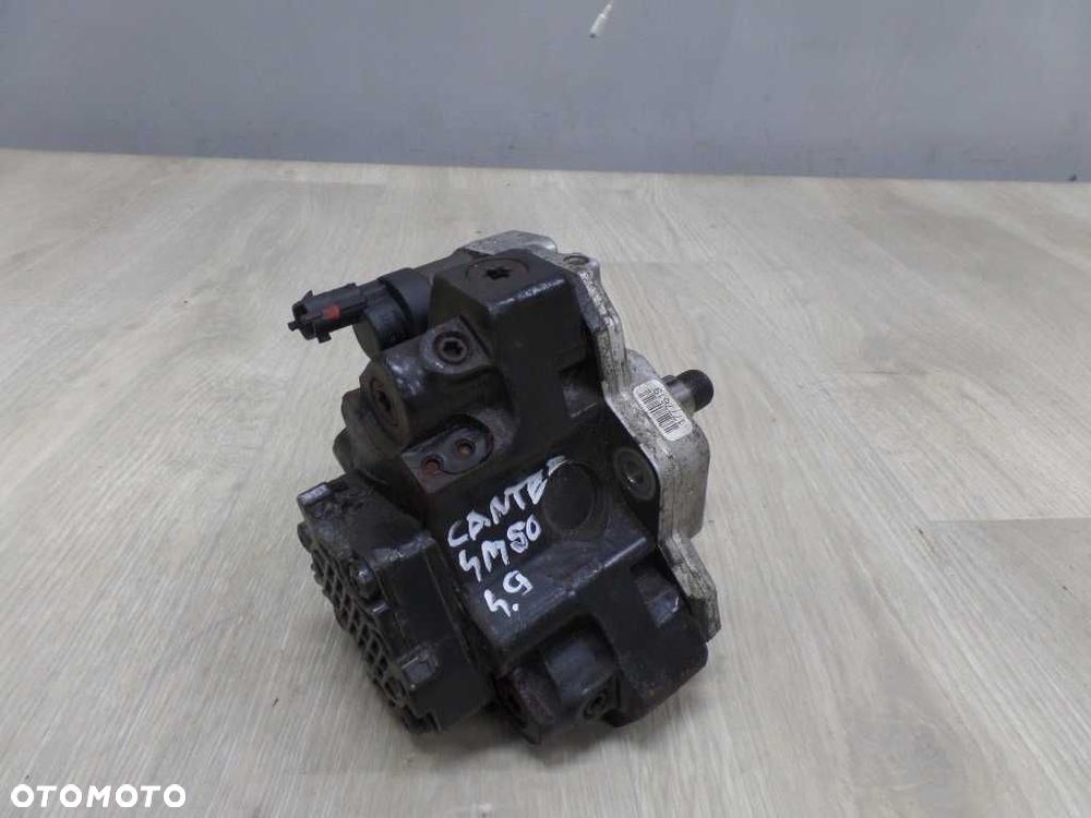 MITSUBISHI CANTER FUSO 4.9 DID 7C18 POMPA WTRYSKOWA PALIWA 0445020050 ME225083 - 4