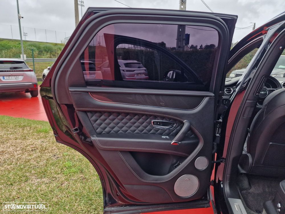 Bentley Bentayga Hybrid - 17