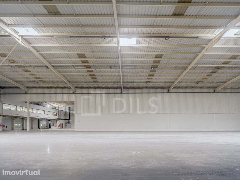 Armazéns para arrendar, na Quinta do Arrogela, em Alverca - Grande imagem: 3/26