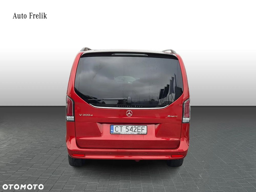 Mercedes-Benz Klasa V - 4
