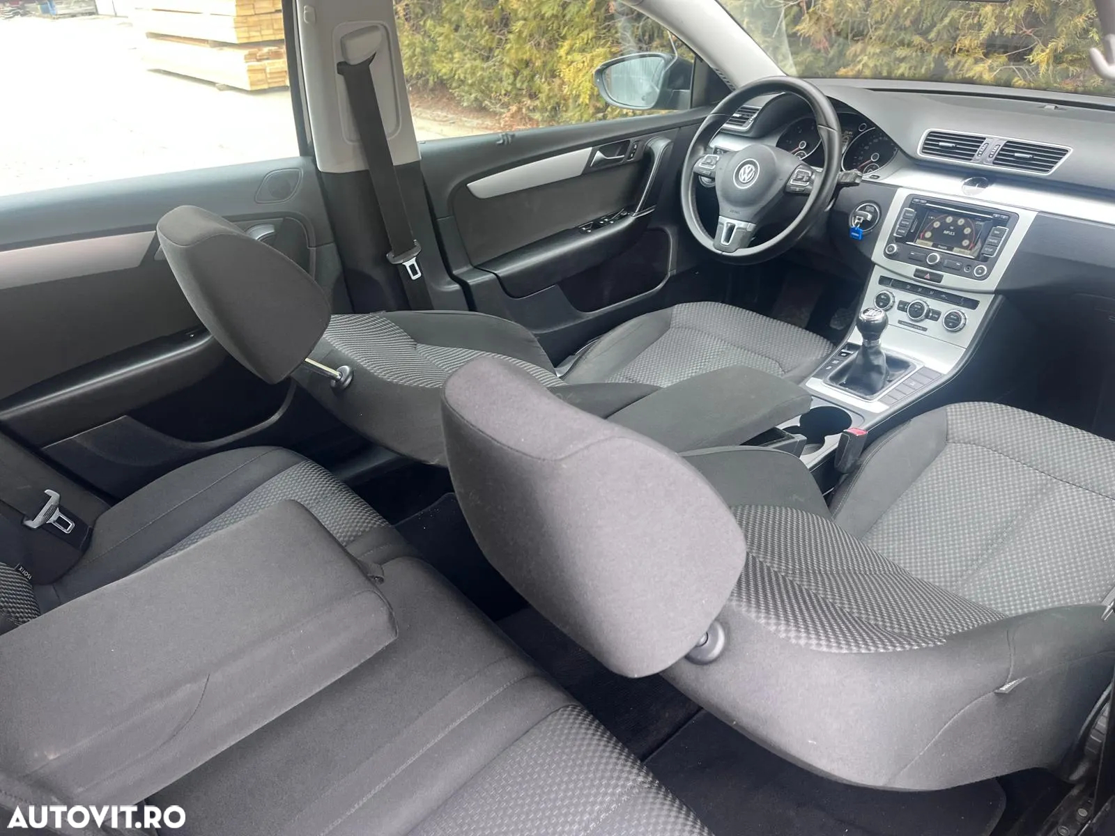 Volkswagen Passat Variant 1.6 TDI BlueMotion Technology Comfortline - 11