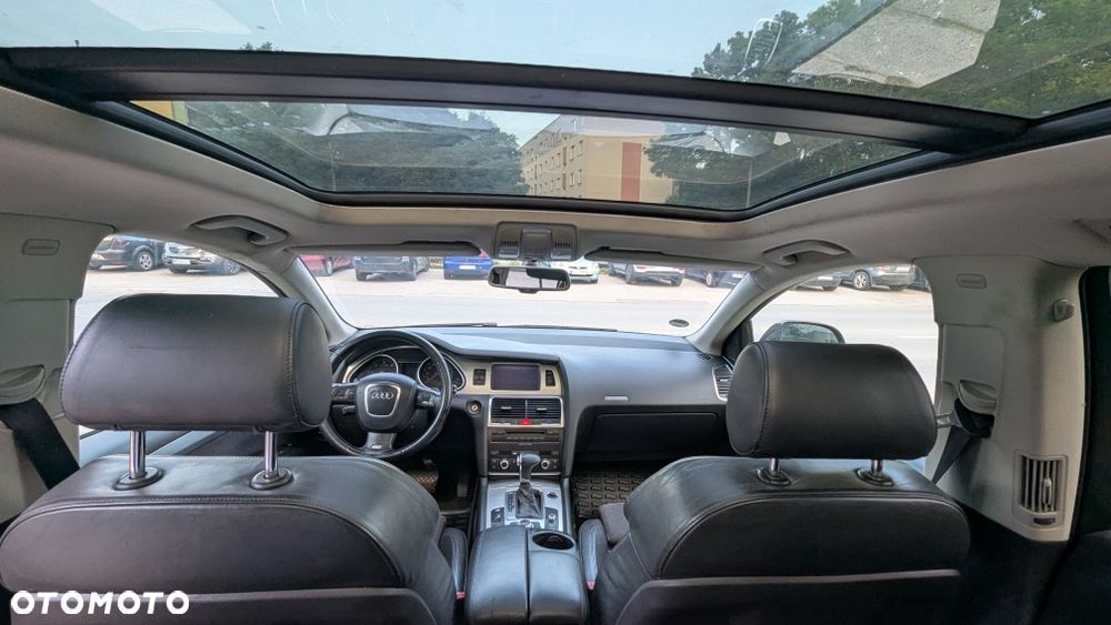 Audi Q7 - 7