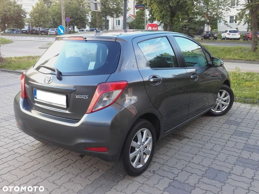 Toyota Yaris - 3