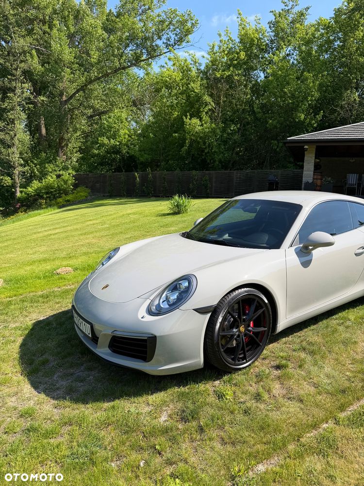 Porsche 911 - 4