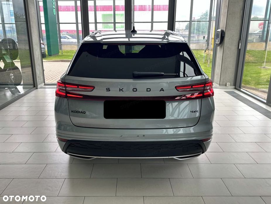 Skoda Kodiaq 2.0 TSI 4x4 Sportline DSG - 5