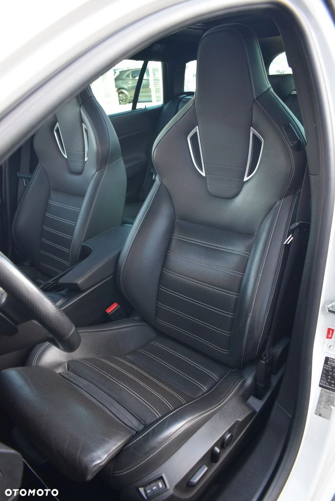 Opel Insignia 2.8 T V6 OPC - 16