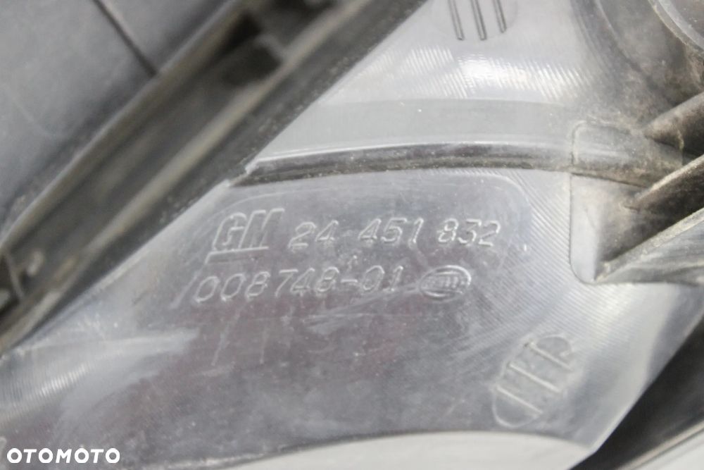 Opel Astra H GTC Lampa Tył Hella - 14