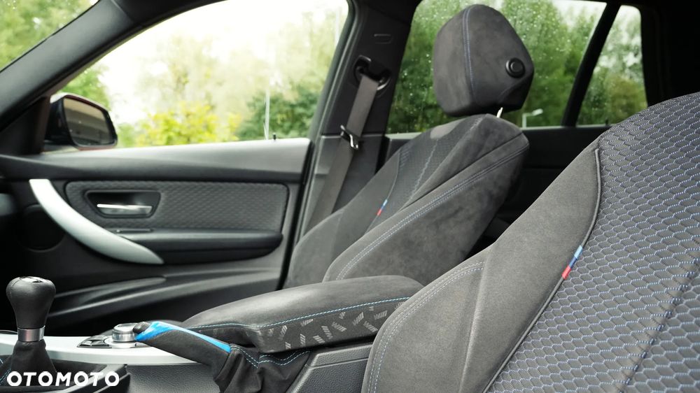 BMW Seria 3 318d M Sport EU6 - 14