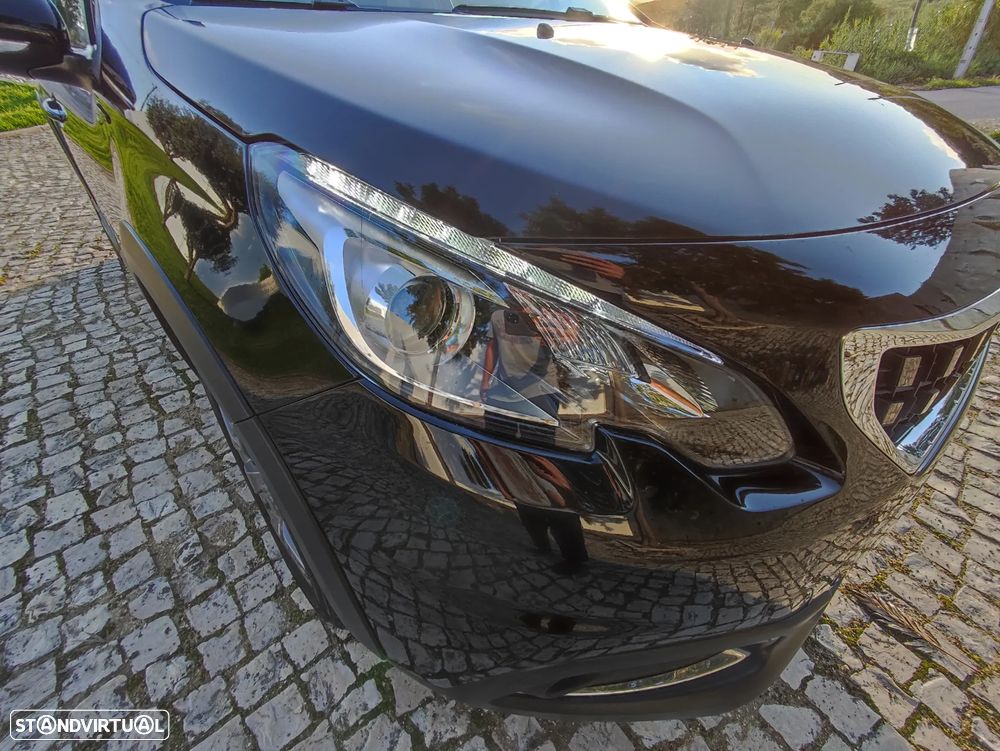 Peugeot 2008 1.2 PureTech Allure - 17