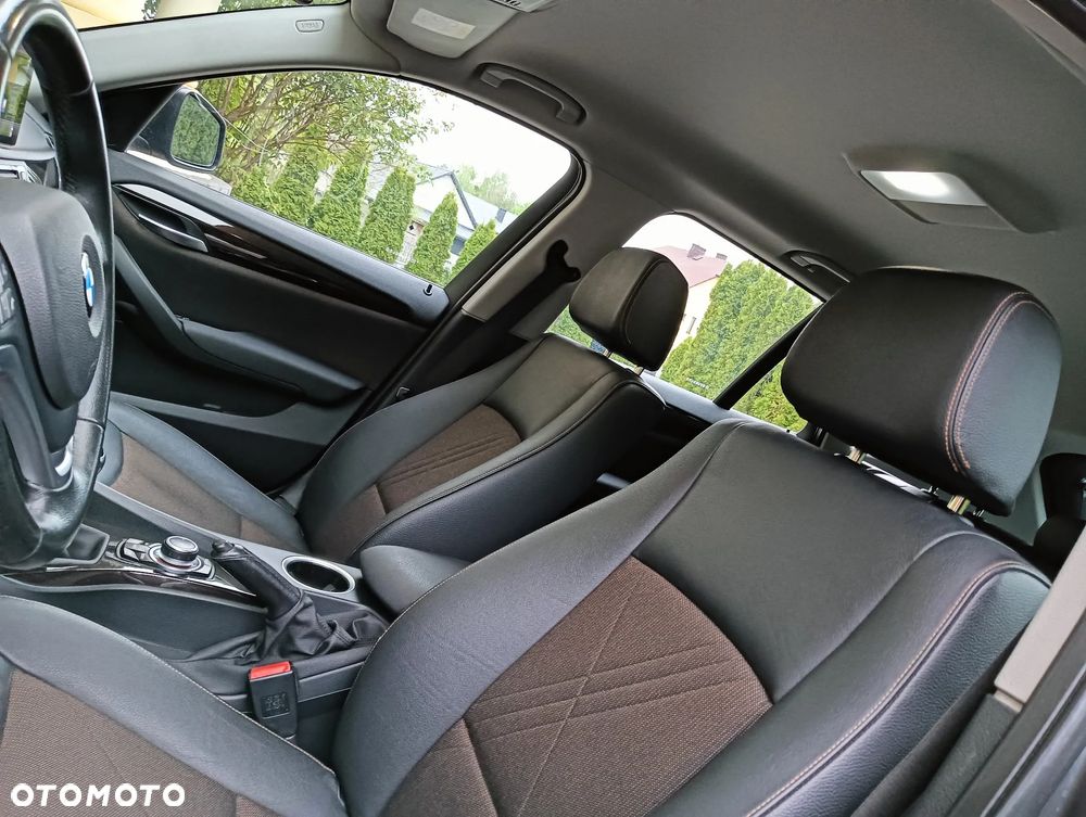 BMW X1 xDrive18d xLine - 11