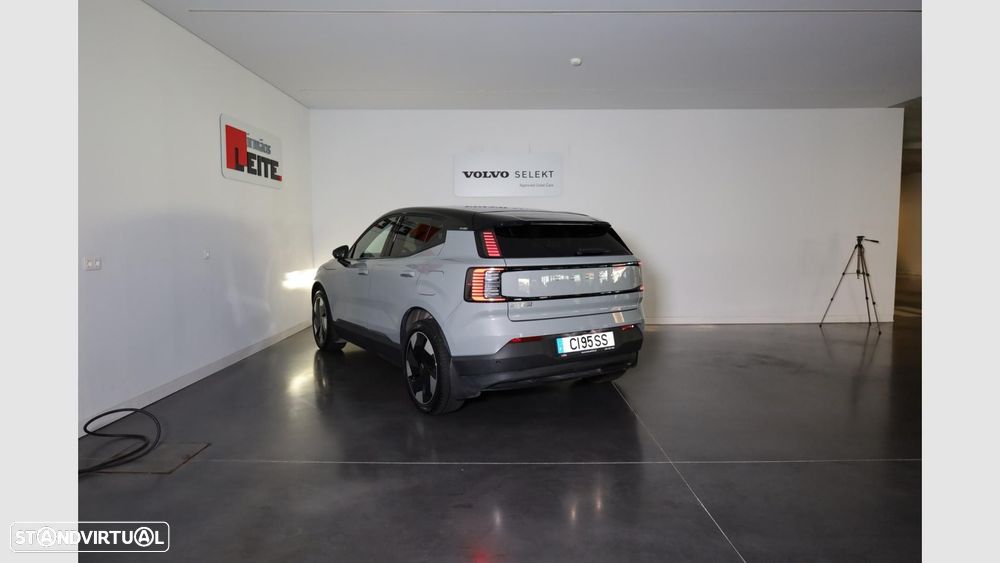 Volvo Ex30 2025 photo 2