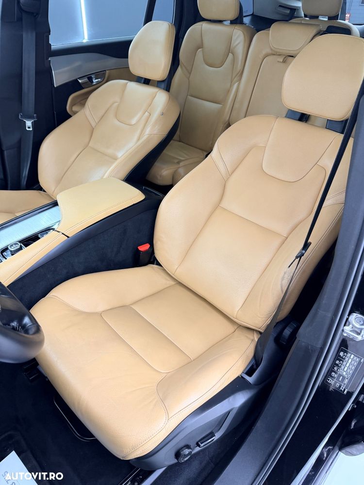 Volvo XC 90 D5 AWD Geartronic Momentum - 20