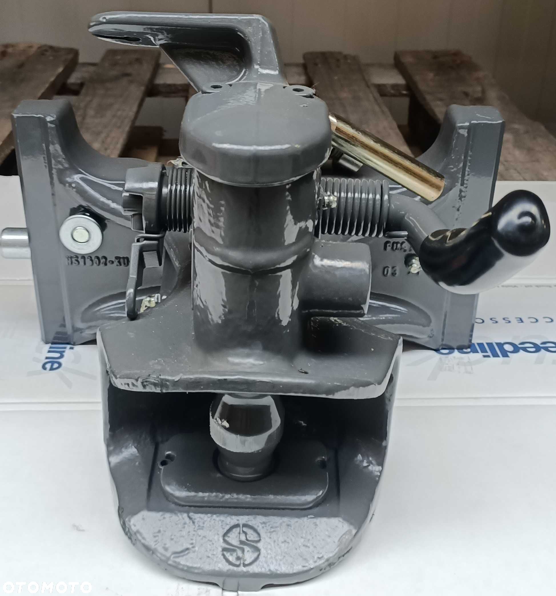 Zaczep automatyczny SAUERMANN    Fendt  312 mm   PROMOCJA - 1
