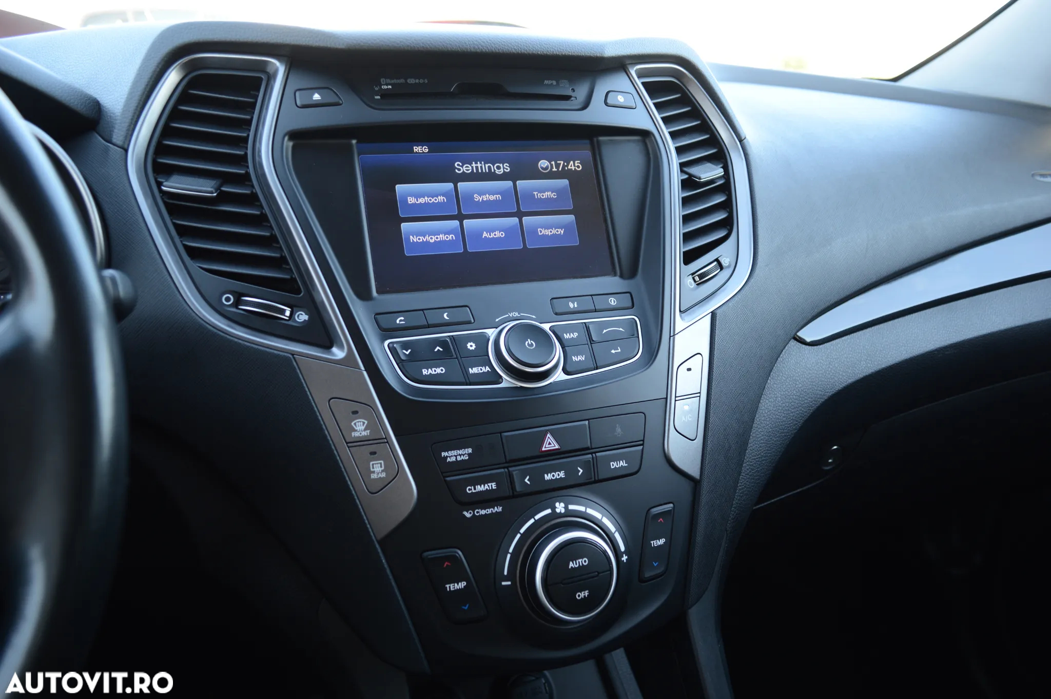 Hyundai Santa Fe 2.2 CRDi 4WD Automatik Style - 26