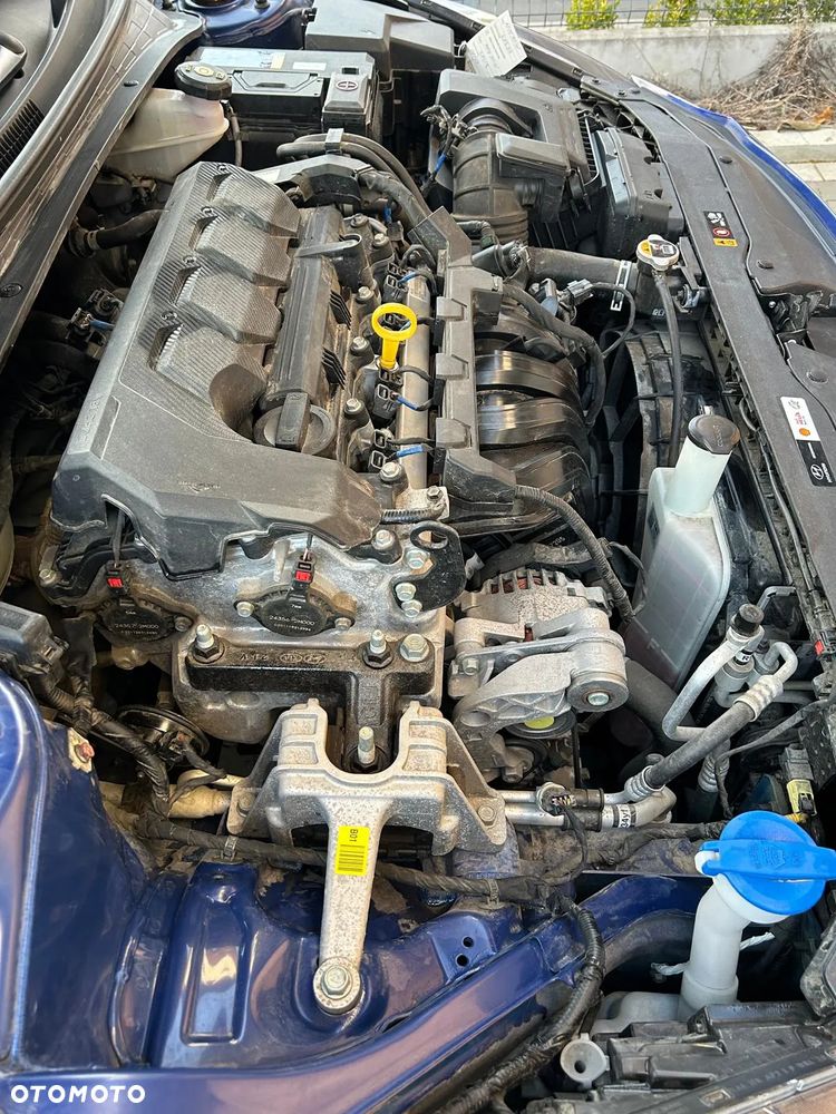 Hyundai Elantra 1.6 Modern - 27