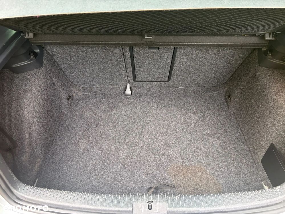 Volkswagen Golf 1.4 TSI DSG Team - 30
