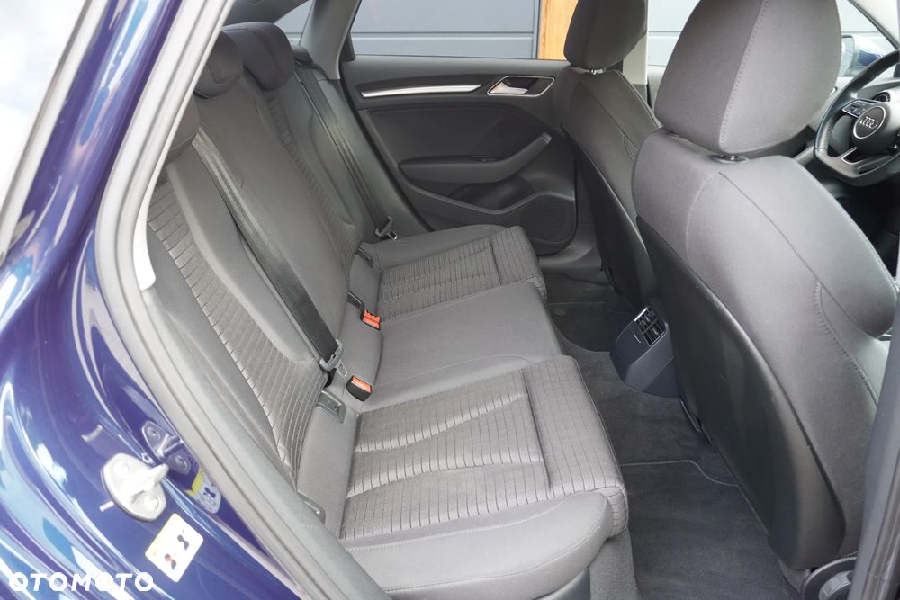 Audi A3 Limousine 2.0 TDI (clean diesel) S tronic S line Sportpaket - 11