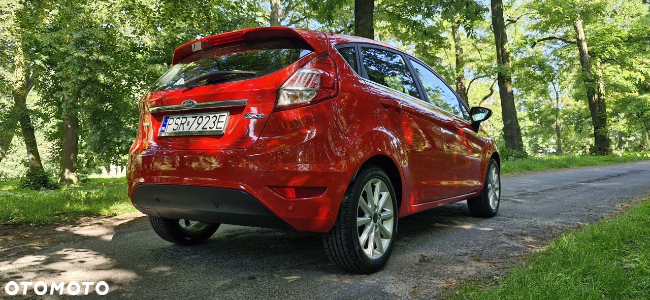 Ford Fiesta 1.0 EcoBoost S&S TITANIUM - 8
