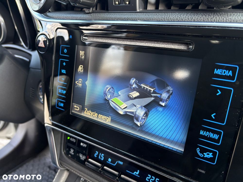 Toyota Auris Hybrid 135 Prestige - 31