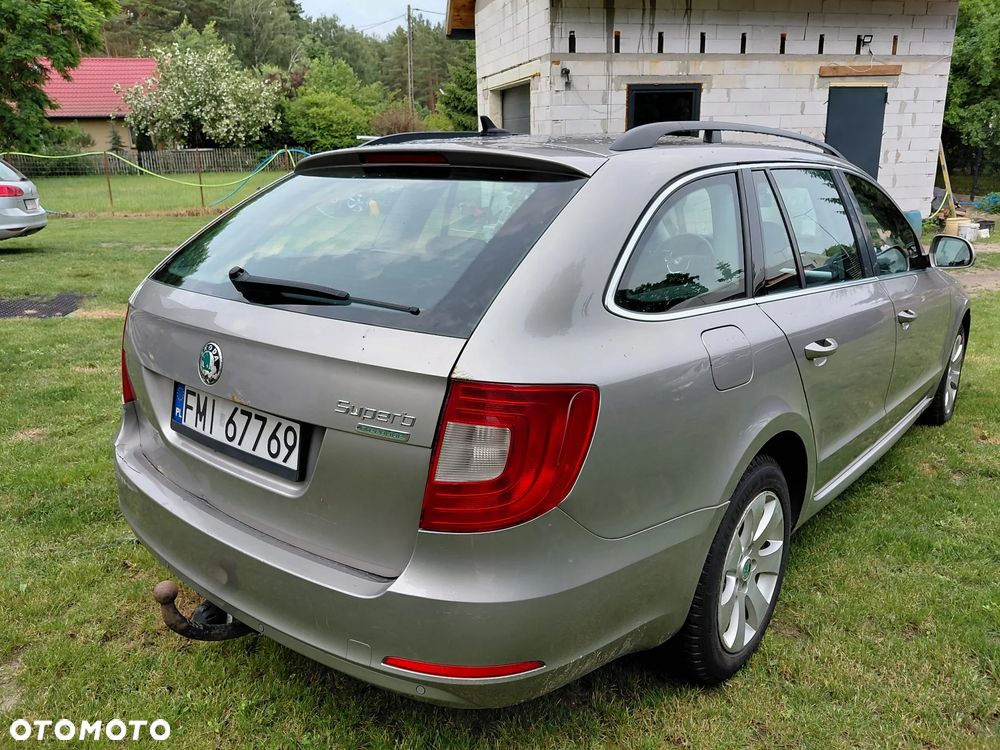 Skoda Superb 1.6 TDI Comfort / Active Greenline - 3