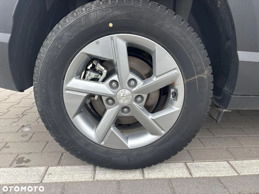 Hyundai Kona - 17