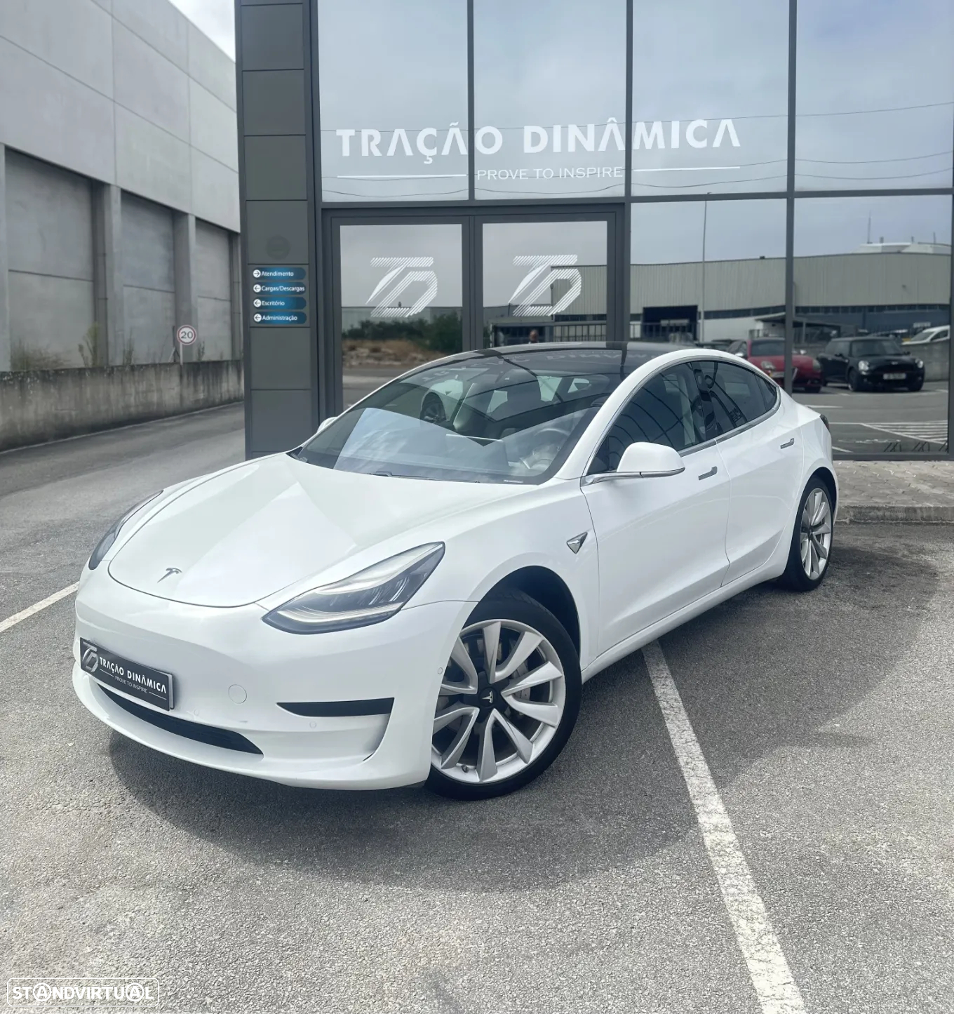 Tesla Model 3 Standard Range Plus RWD - 5