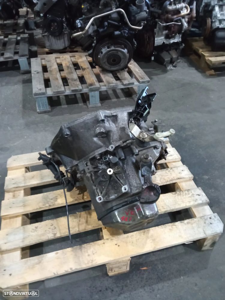 Caixa de velocidades Peugeot 207 1.6i 16V REF: 20CQ28 - 6