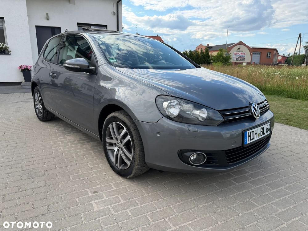 Volkswagen Golf 2.0 TDI DPF DSG Highline - 1